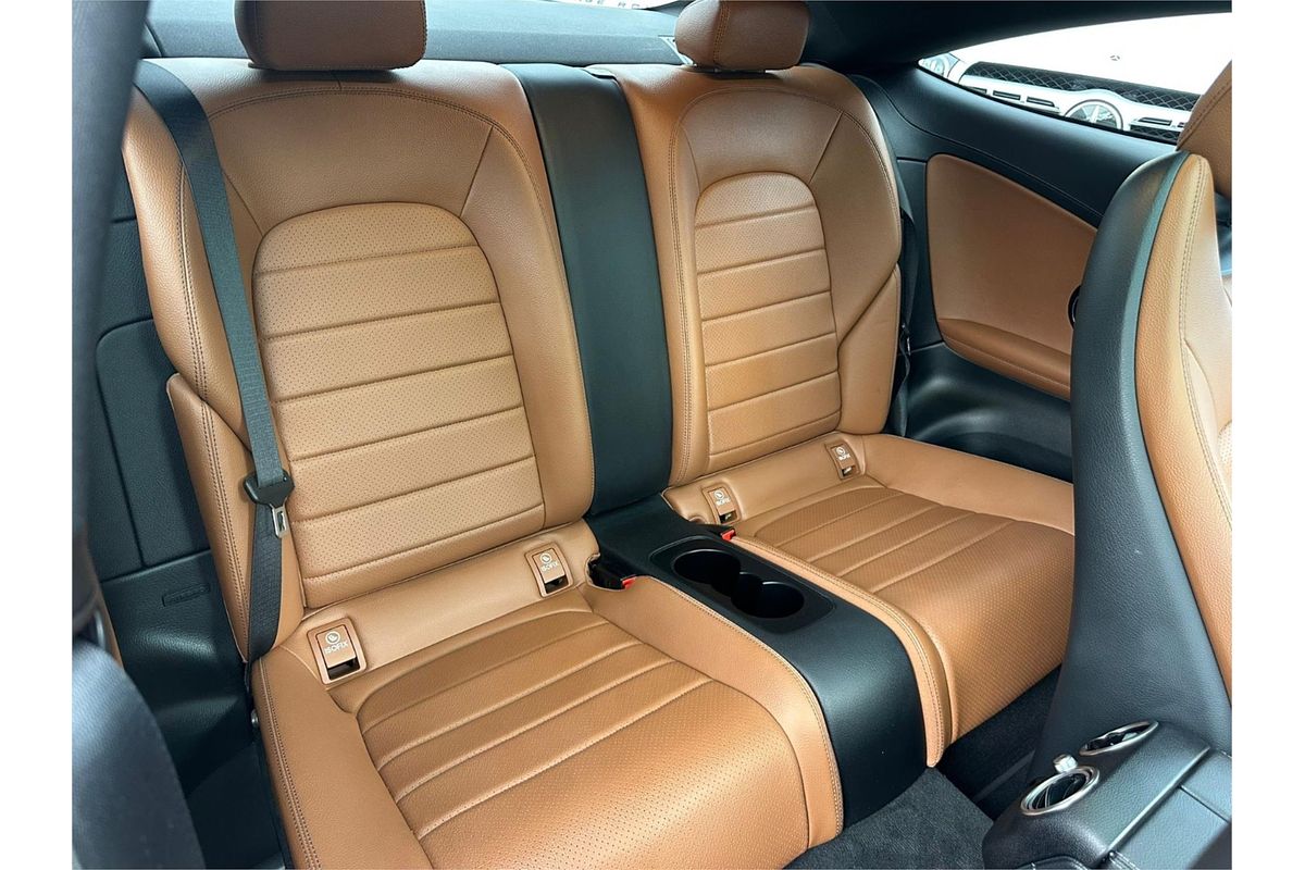 2021 Mercedes-Benz 200  C205 MY21.5