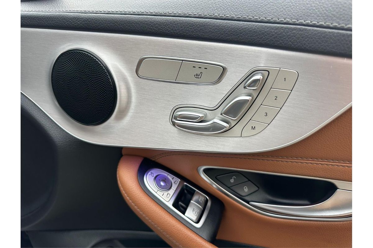 2021 Mercedes-Benz 200  C205 MY21.5