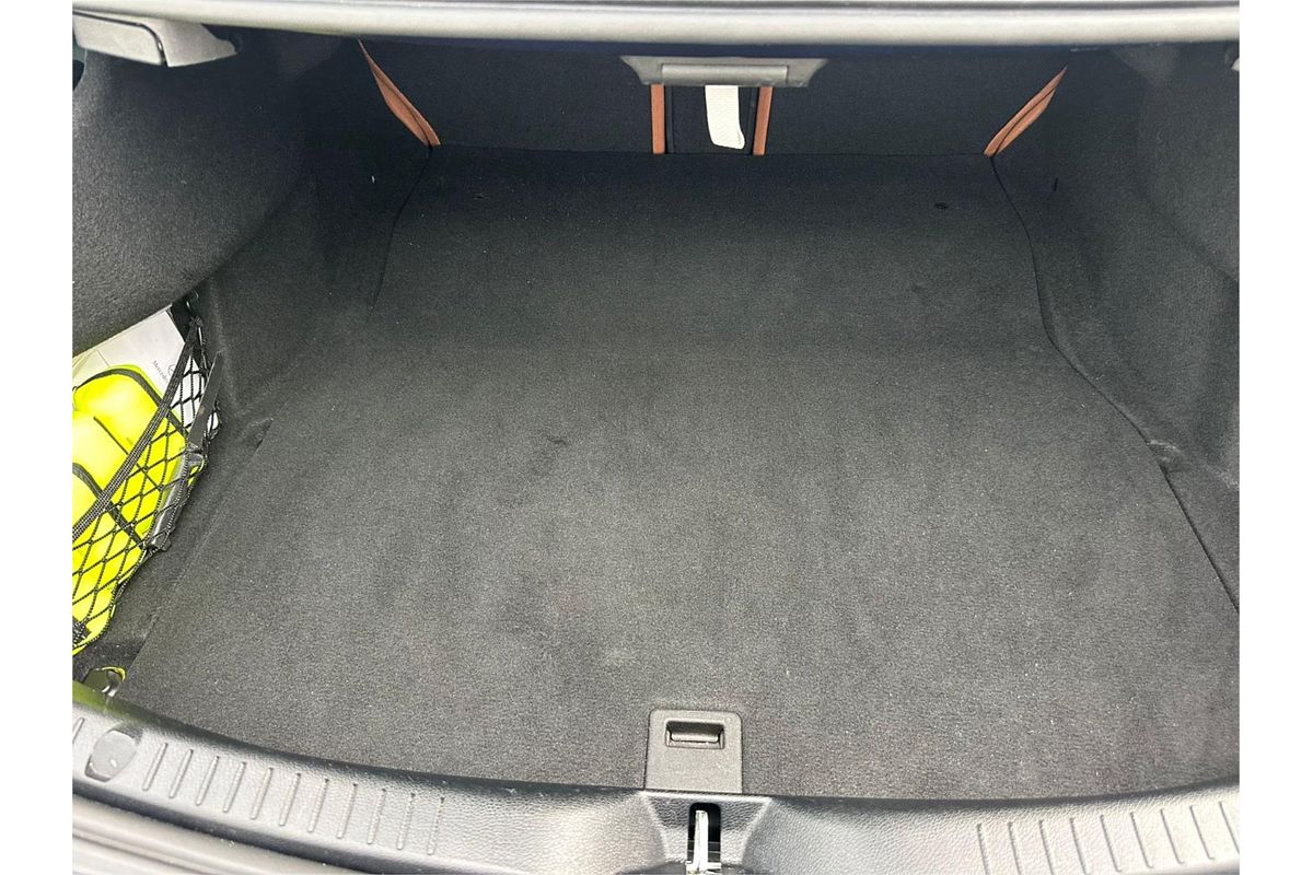 2021 Mercedes-Benz 200  C205 MY21.5