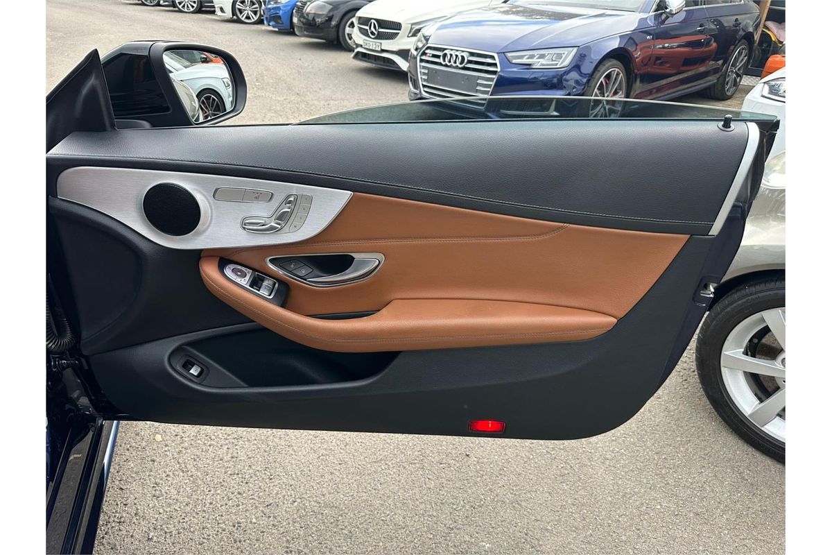 2021 Mercedes-Benz 200  C205 MY21.5