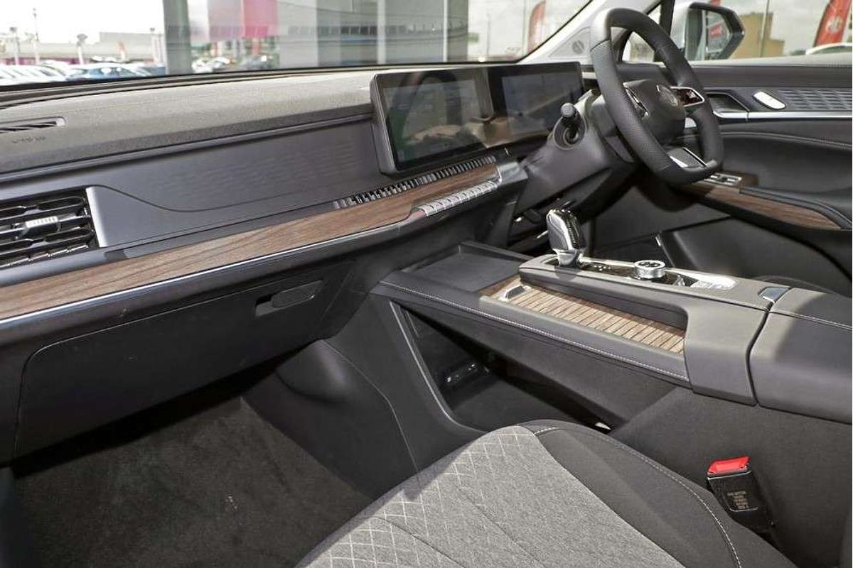 2025 MG QS Excite IS31