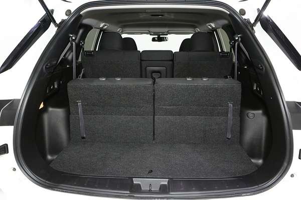 2024 Mitsubishi Outlander LS ZM