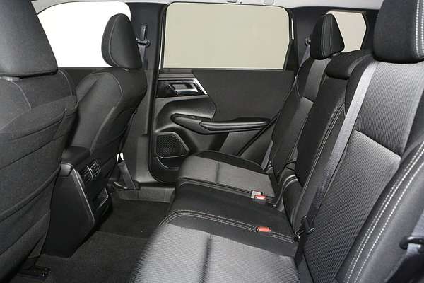 2024 Mitsubishi Outlander LS ZM