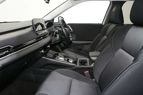 2024 Mitsubishi Outlander LS ZM