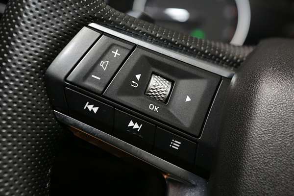 2024 Mitsubishi Outlander LS ZM