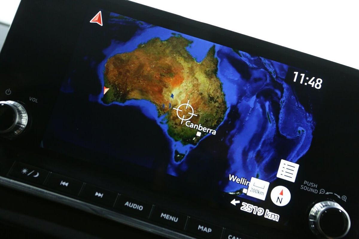 2024 Mitsubishi Outlander LS ZM