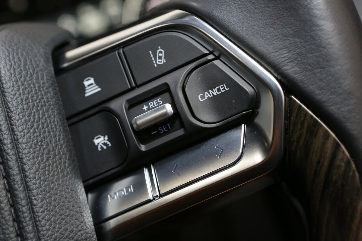 2024 Toyota Landcruiser VX FJA300R