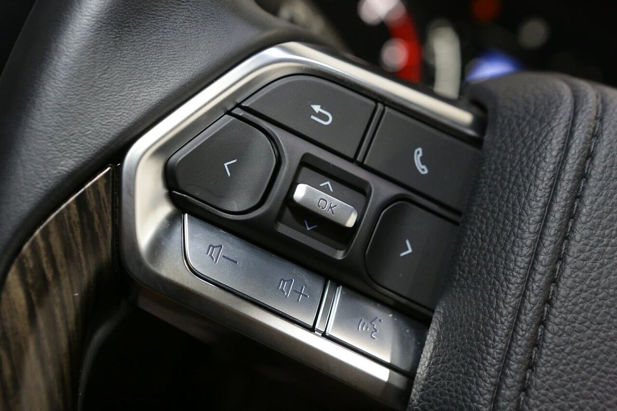 2024 Toyota Landcruiser VX FJA300R