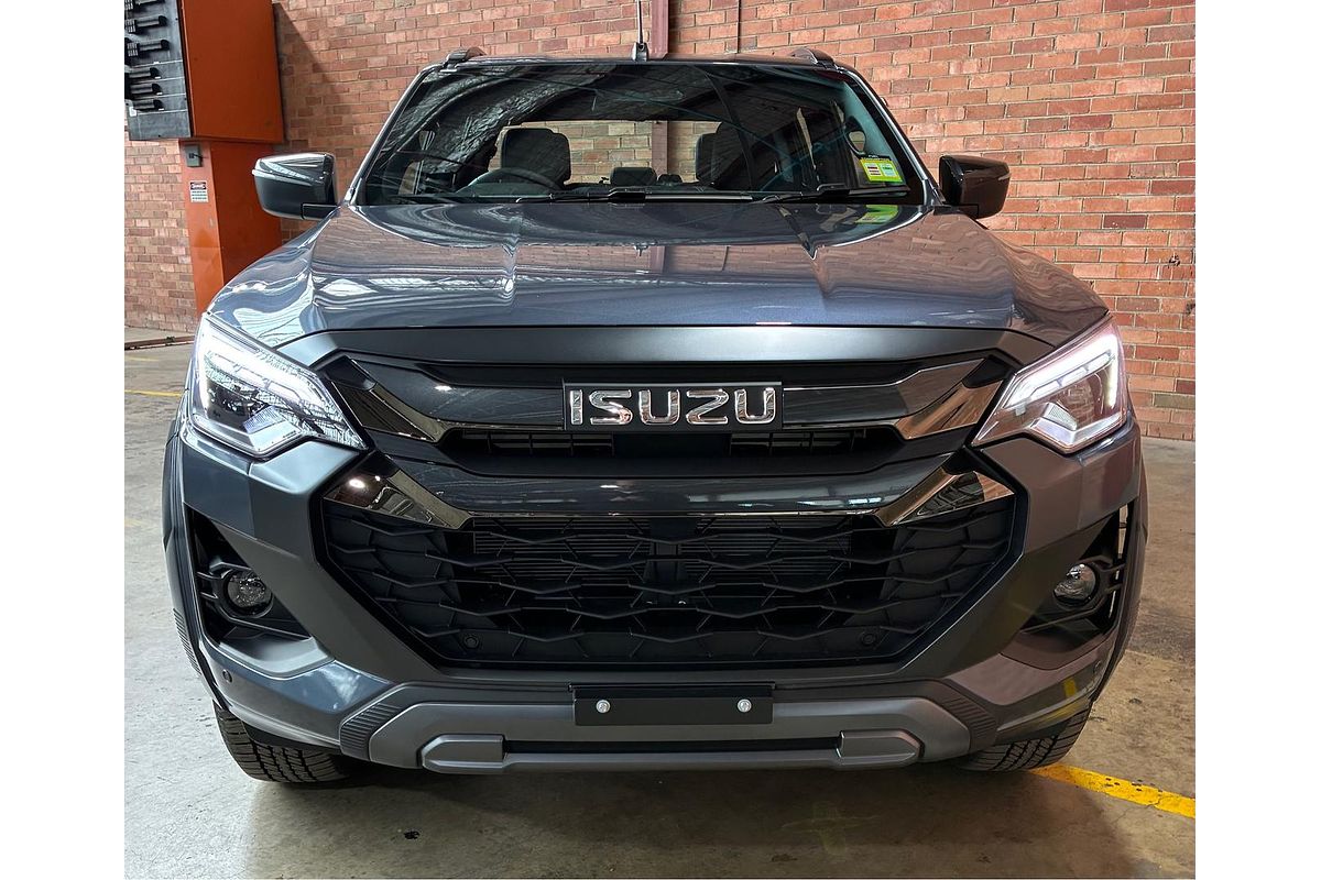2025 Isuzu D-MAX X-TERRAIN 4X4