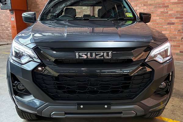 2025 Isuzu D-MAX X-TERRAIN 4X4