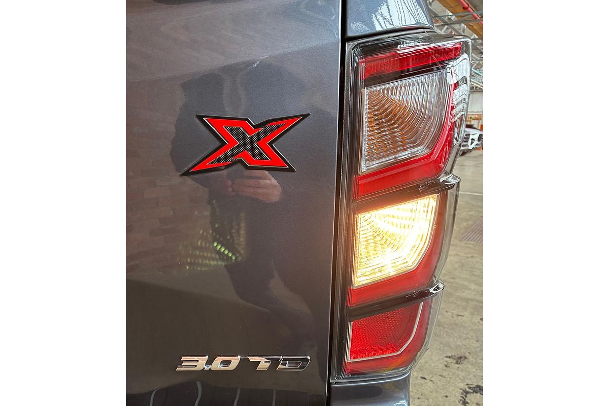 2025 Isuzu D-MAX X-TERRAIN 4X4