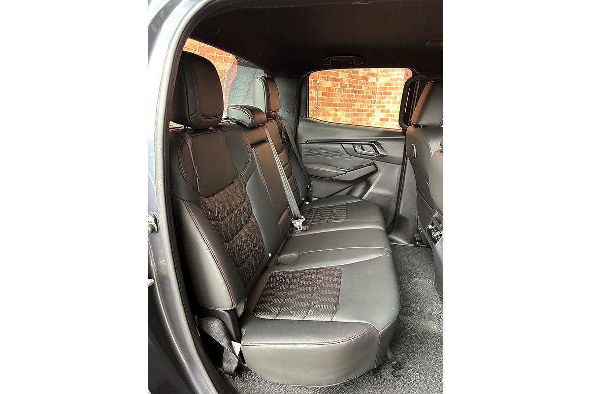 2025 Isuzu D-MAX X-TERRAIN 4X4