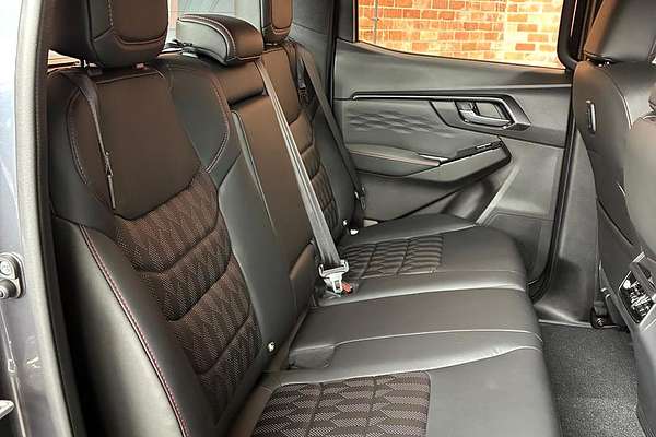 2025 Isuzu D-MAX X-TERRAIN 4X4