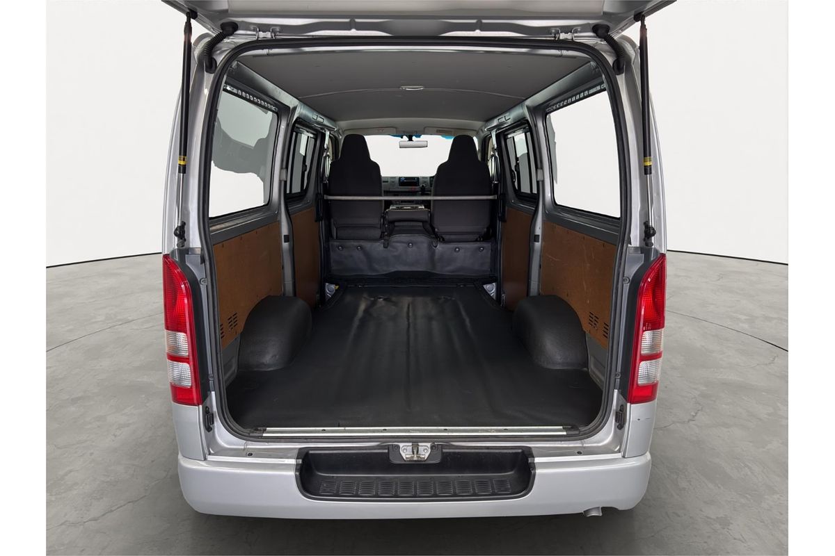 2011 Toyota Hiace