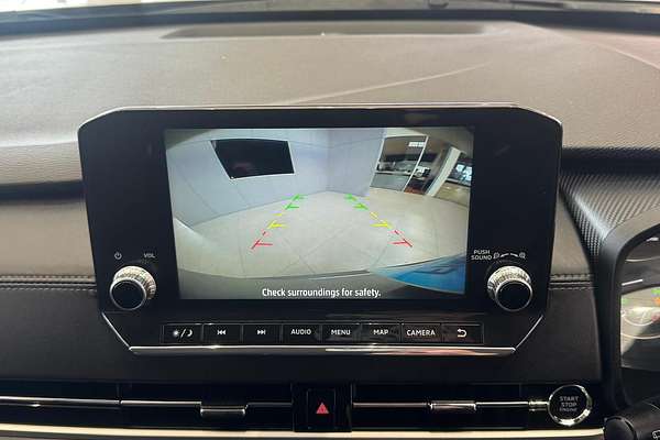 2024 Mitsubishi Outlander LS ZM