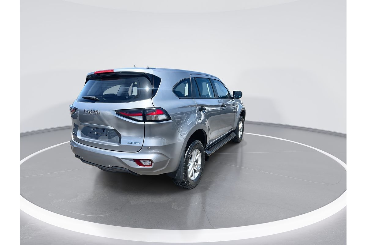 2022 Isuzu MU-X LS-M
