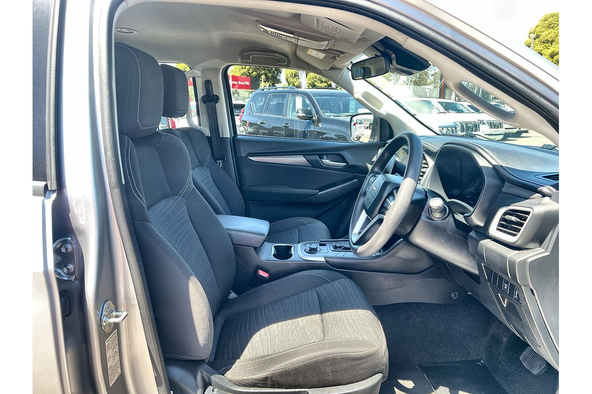 2022 Isuzu MU-X LS-M