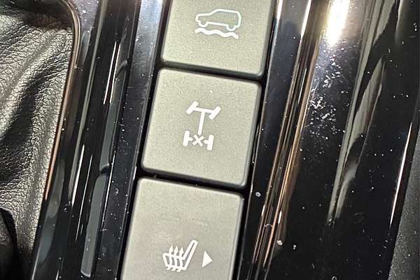 2025 Isuzu D-MAX X-TERRAIN 4X4