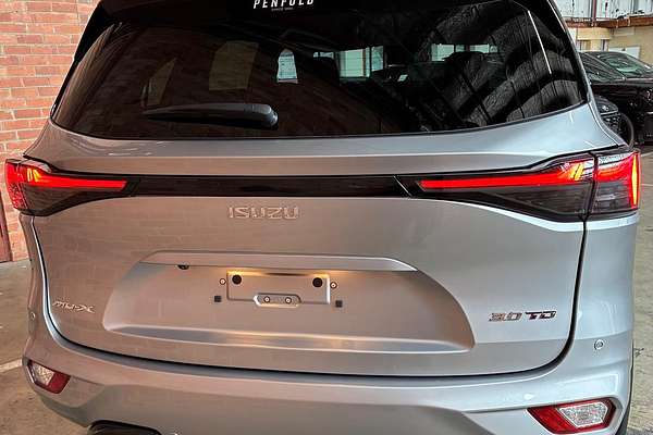 2025 Isuzu MU-X LS-U