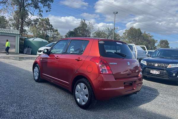 2008 Suzuki Swift GLX RS415