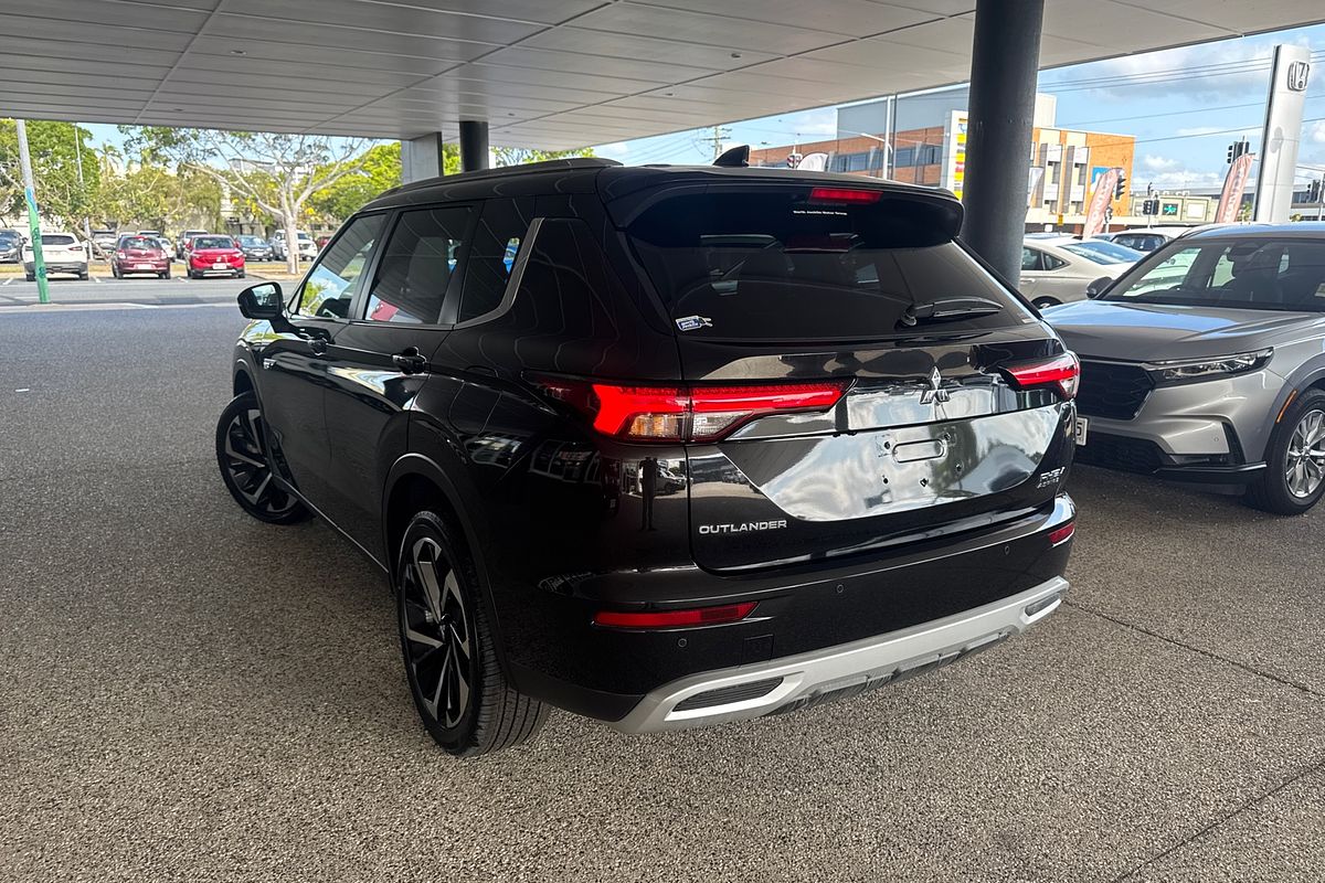 2024 Mitsubishi Outlander PHEV Aspire ZM
