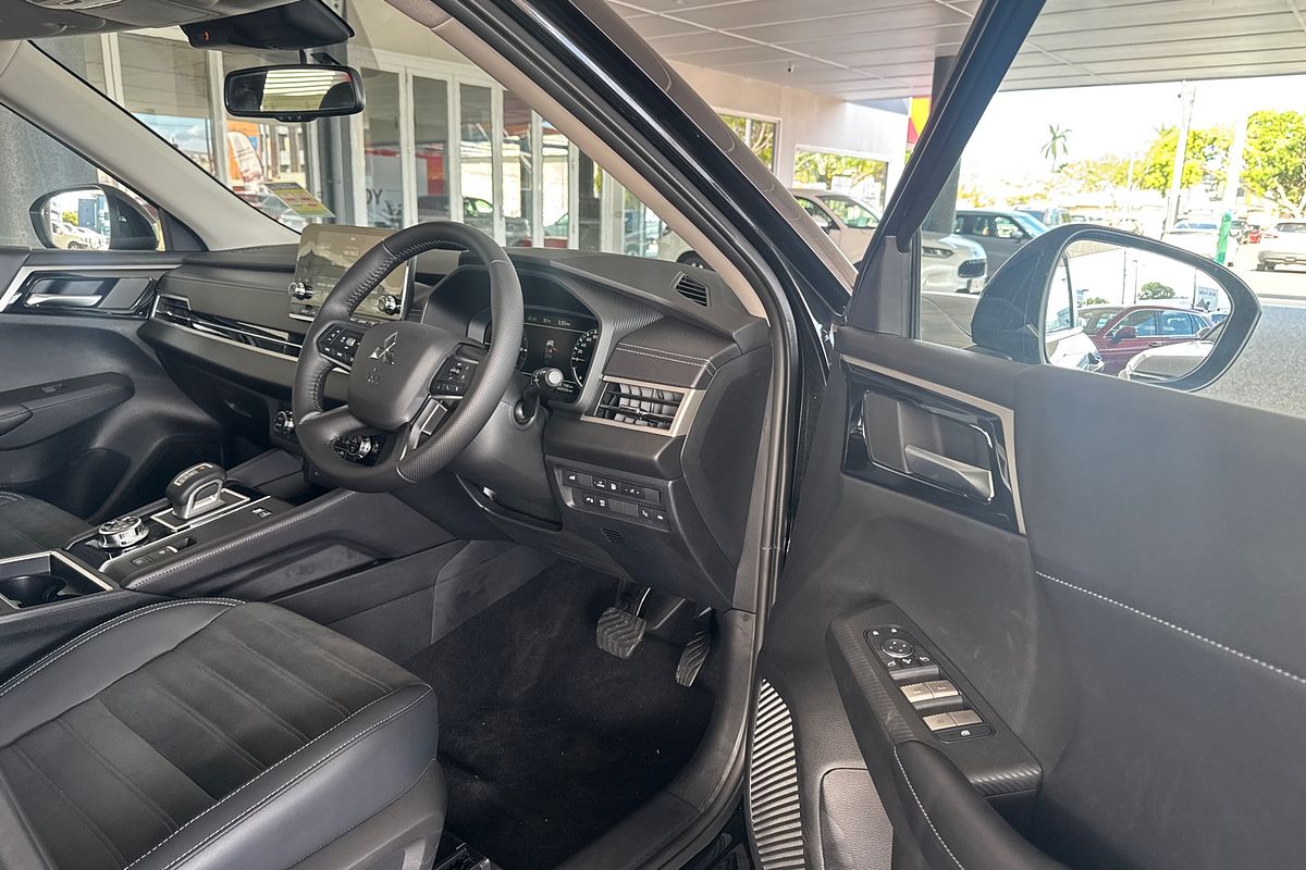 2024 Mitsubishi Outlander PHEV Aspire ZM