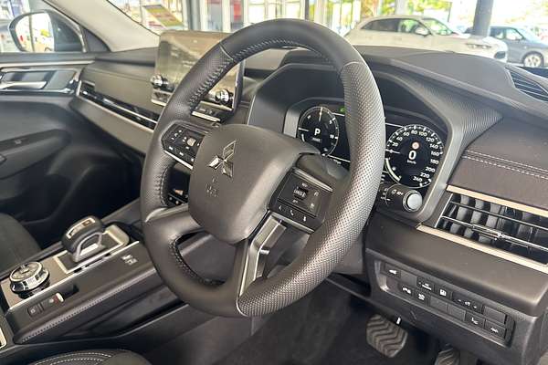 2024 Mitsubishi Outlander PHEV Aspire ZM