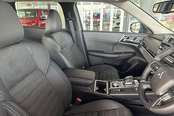 2024 Mitsubishi Outlander PHEV Aspire ZM