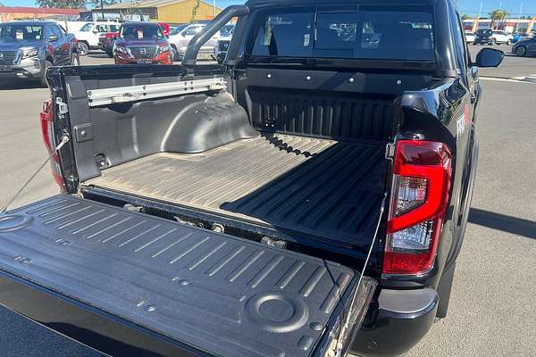 2025 Nissan Navara PRO-4X D23 4X4