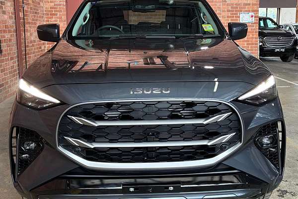 2025 Isuzu MU-X LS-U