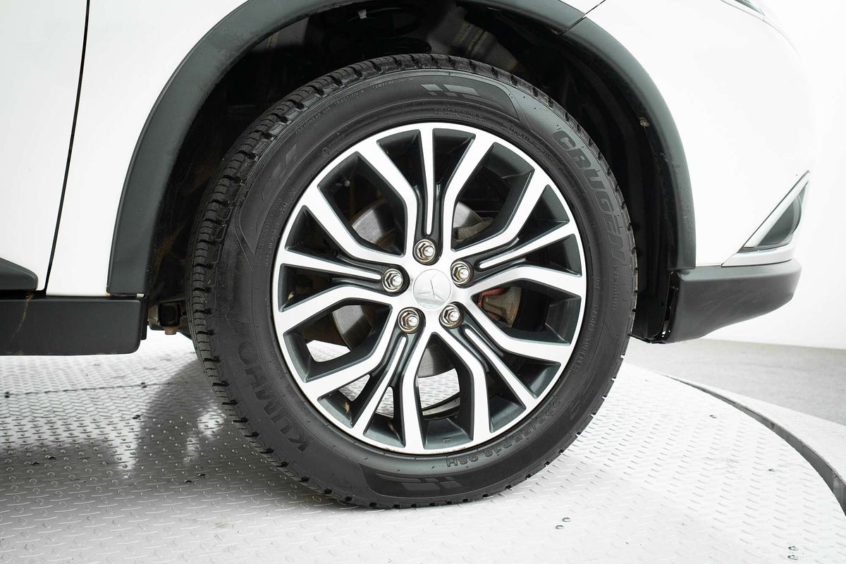 2016 Mitsubishi Outlander XLS ZK