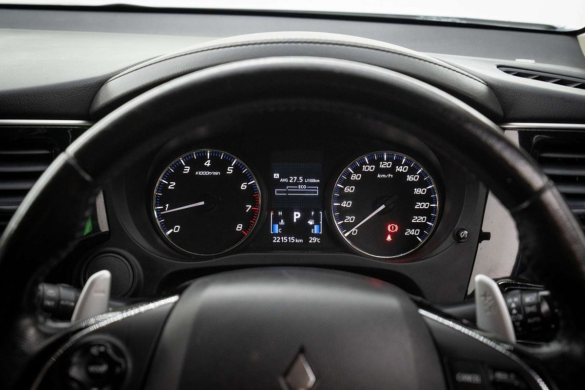 2016 Mitsubishi Outlander XLS ZK