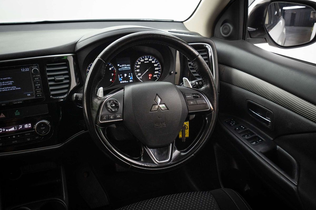 2016 Mitsubishi Outlander XLS ZK