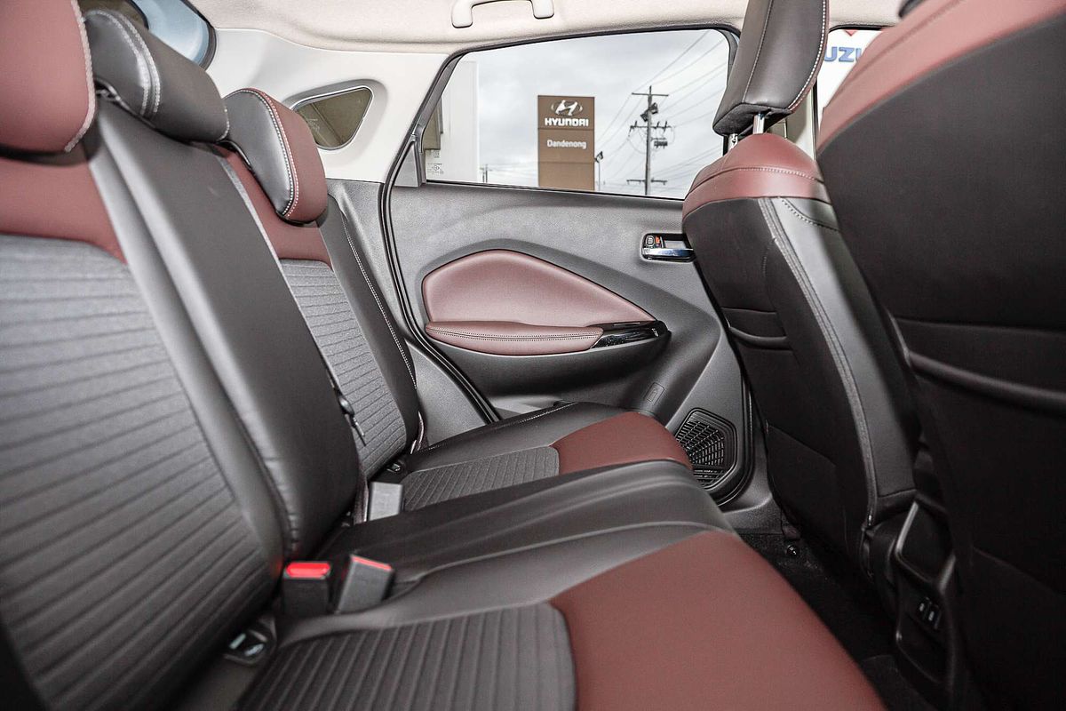 2025 Suzuki Fronx Hybrid KW