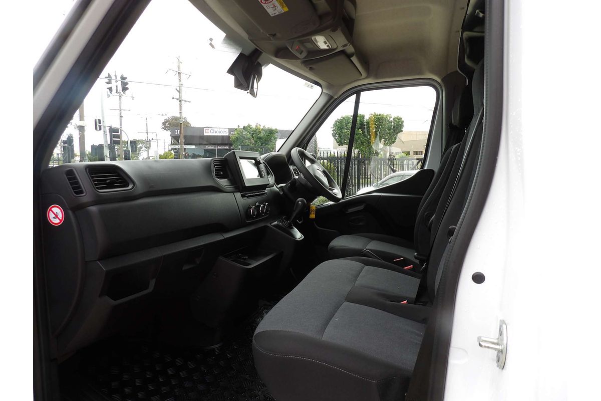 2025 Renault Master Pro 110kW X62 Phase 2 LWB Mid Roof