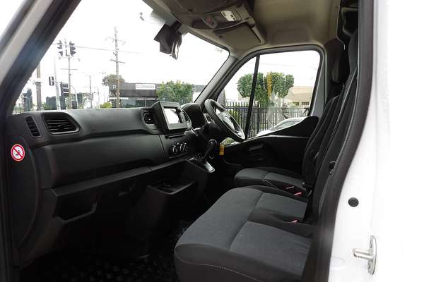 2025 Renault Master Pro 110kW X62 Phase 2 LWB Mid Roof