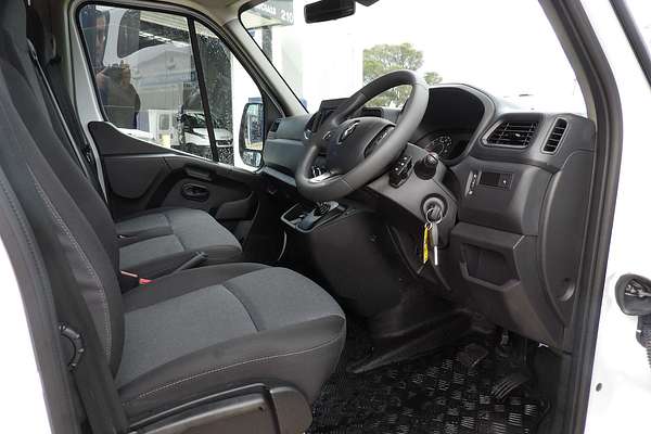 2025 Renault Master Pro 110kW X62 Phase 2 LWB Mid Roof