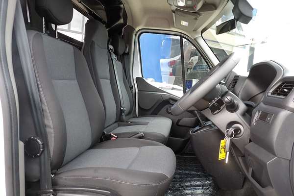 2025 Renault Master Pro 110kW X62 Phase 2 LWB Mid Roof
