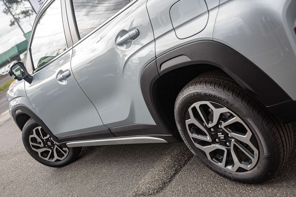 2025 Suzuki Fronx Hybrid KW