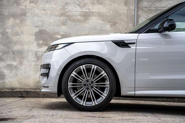 2025 Land Rover Range Rover Sport D250 Dynamic SE L461