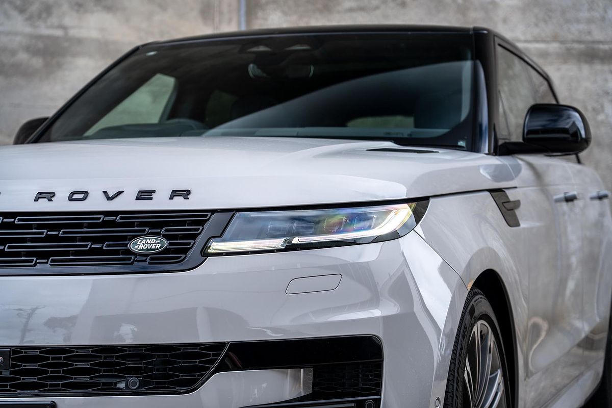 2025 Land Rover Range Rover Sport D250 Dynamic SE L461