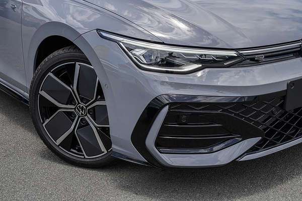2025 Volkswagen Golf 110TSI R-Line 8.5