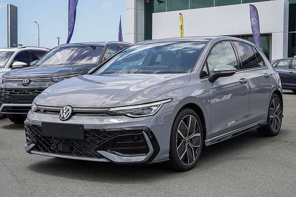 2025 Volkswagen Golf 110TSI R-Line 8.5