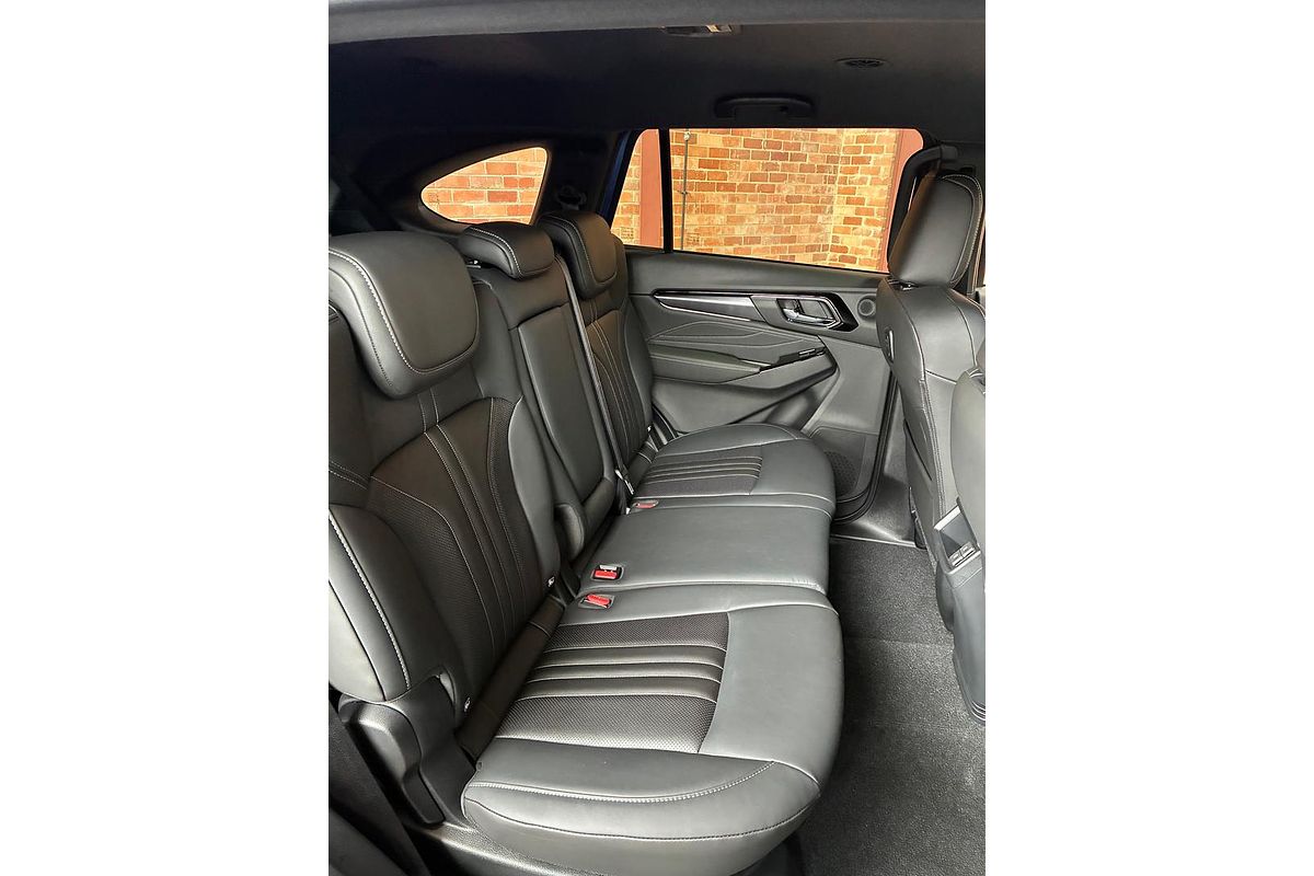 2025 Isuzu MU-X LS-T