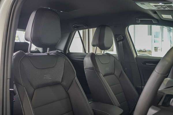 2025 Volkswagen T-Roc 140TSI R-Line D11