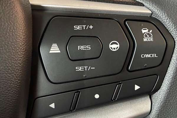 2025 Isuzu MU-X LS-T