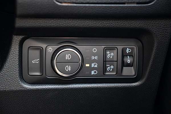 2025 Ford Everest Trend 2.0L