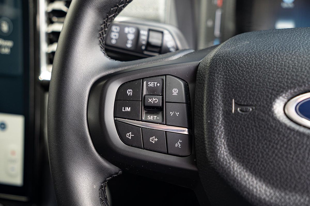 2025 Ford Everest Trend 2.0L