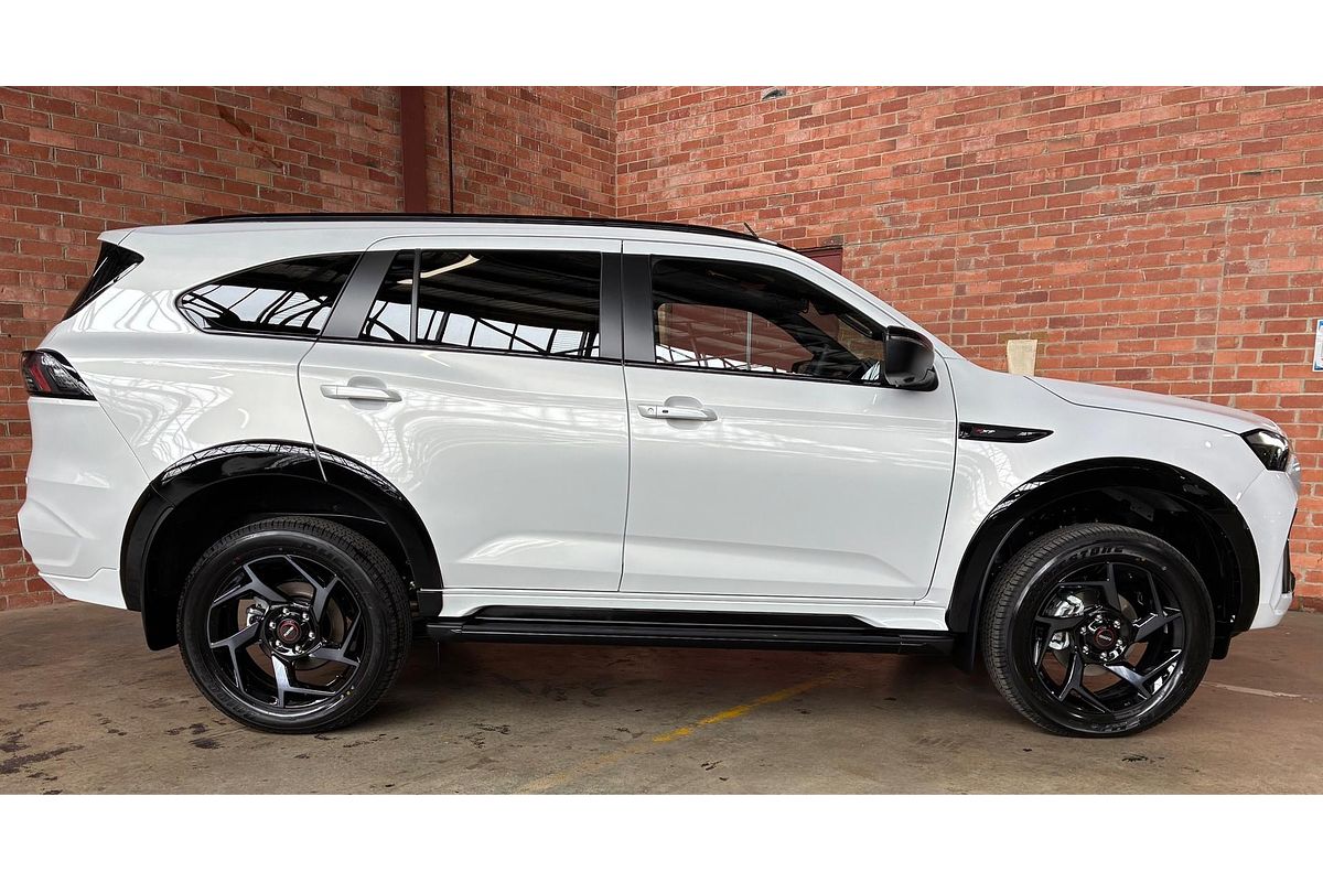 2025 Isuzu MU-X X-TERRAIN