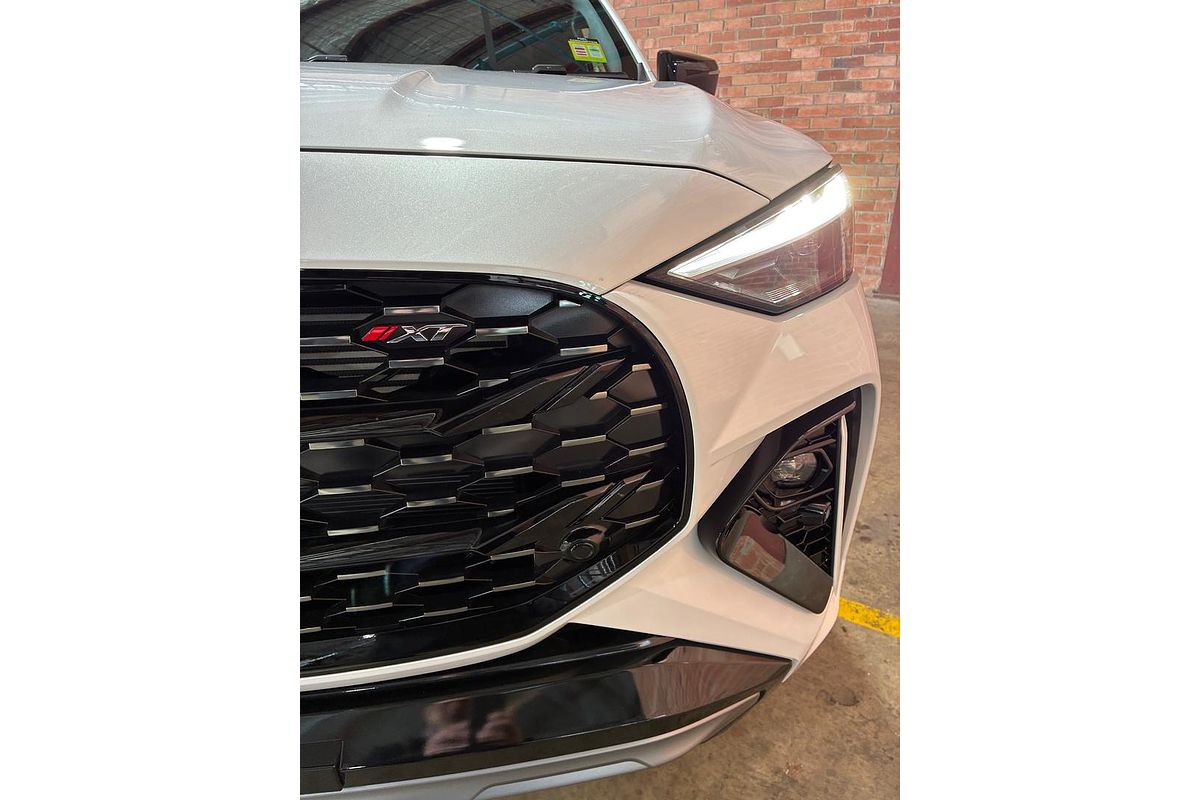 2025 Isuzu MU-X X-TERRAIN